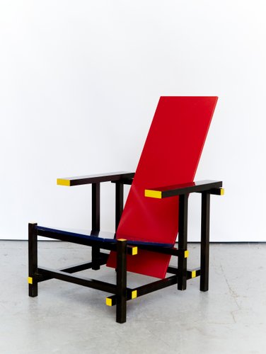 Red & Blue Chair Gerrit Thomas Rietveld Cassina for sale Pamono