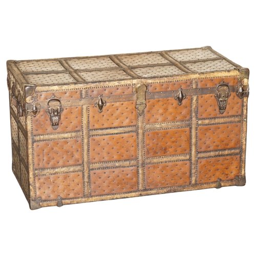 Mesa de centro o baúl de viaje antiguo de hierro dorado y cuero