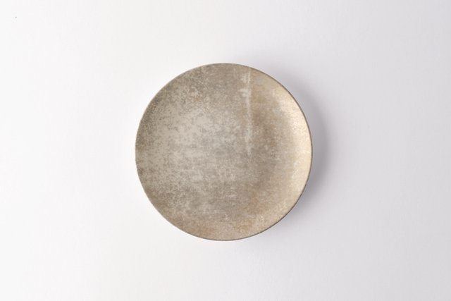 https://cdn20.pamono.com/p/s/1/3/1354589_0lva3k3pwb/bread-plates-in-ceramic-from-knindustrie-set-of-2.jpg