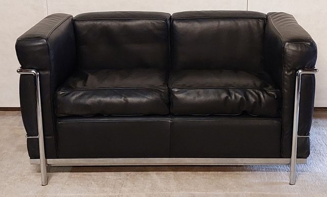 Leather LC2 2 Seater Sofa by Le Corbusier Pierre Jeanneret for Cassina