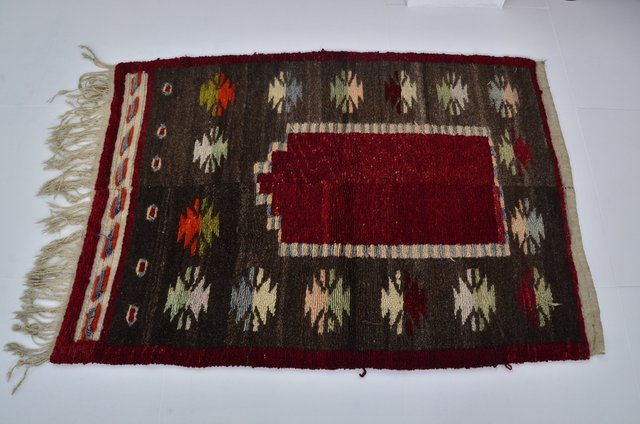 Antique Turkish Wool Handmade Area Rug for sale at Pamono