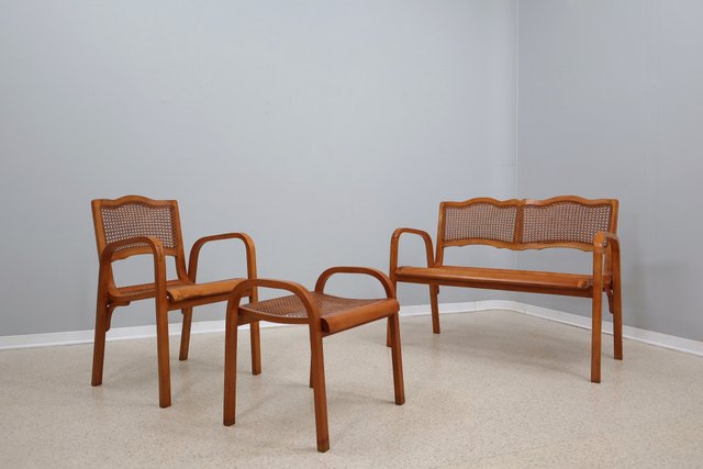 Sedie Chiavari Mid-Century in legno di noce tornito con sedute in paglia, set di 4 in vendita su