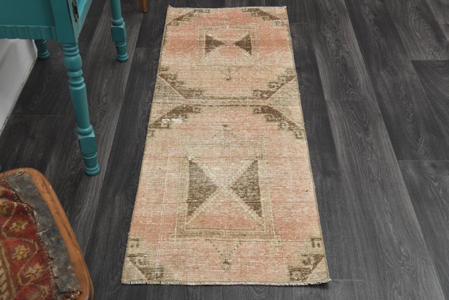 Vintage Turkish Faded Orange Wool Rug, Anatolia, 1960s for sale at Pamono
