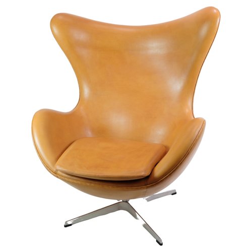 Model 3316 Egg Chair by Arne Jacobsen for Fritz Hansen 2000 for sale at Pamono