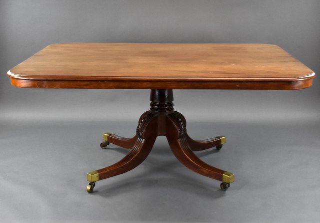 19th Century English Regency Mahogany Dining Table, 1810s for sale