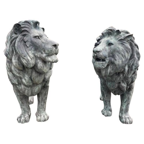 Statues de lion en bronze d'extérieur avec patte sur boule Fournisseur-YouFine