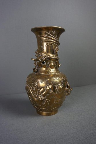 Chinese Brass Vase with Dragons, 1920s for sale at Pamono