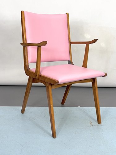 Italienischer Vintage Stuhl aus Holz mit Akzenten aus Rosa Kunstleder, Italien, 1950er bei Pamono kaufen