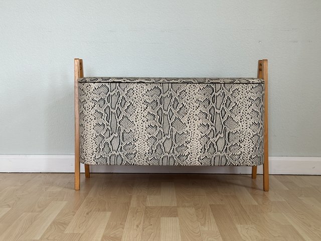 Commode à Linge en Aspect Peau de Serpent, 1966 en vente sur Pamono