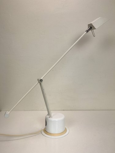 Lampe de bureau blanche des années 80 – Les trouvailles de Romane