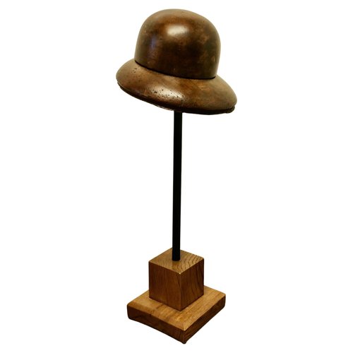 French Fruit Wood Hat Block Milliners Form, 1920 for sale at Pamono