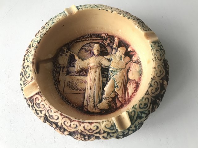 Japanese Ashtray in Ground Alabaster, 1960s for sale at Pamono