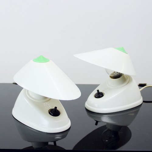Table Lamp in White Bakelite by Bauhaus Team, 1930s for sale at Pamono