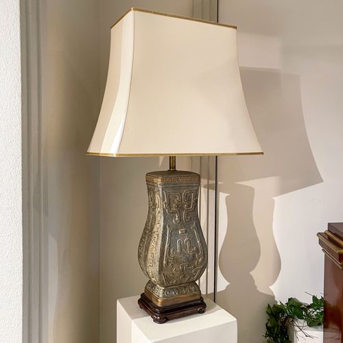 MidCentury Asian Style Table Lamp for sale at Pamono