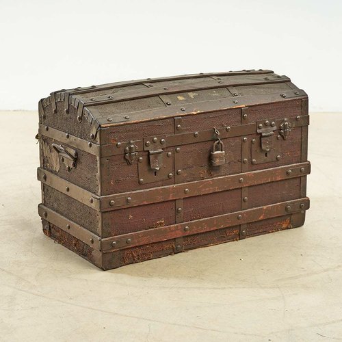 Vintage Brown Wooden Trunk for sale at Pamono