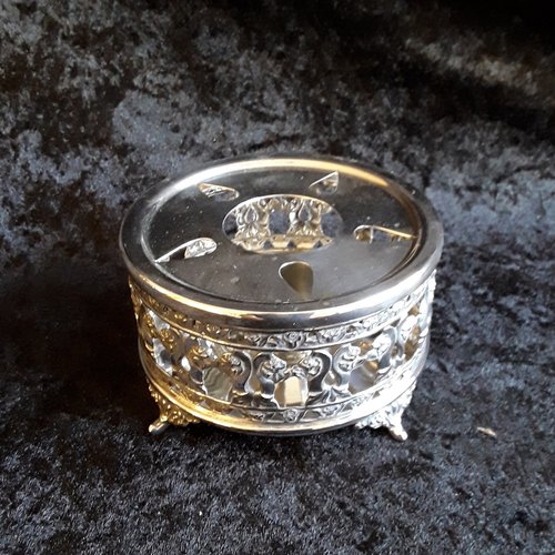 Vintage Teapot Warmer in Silver with Rose Decor, 1960s for sale at Pamono