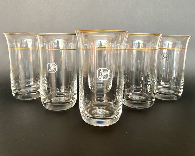 https://cdn20.pamono.com/p/s/1/5/1583513_rp7m7ysxn3/vintage-german-crystal-water-glasses-from-gallo-1970s-set-of-6.jpg