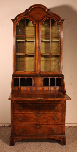 19th Century English Glazed Secretaire Bookcase in Walnut for sale at Pamono | Vitrinenschränke