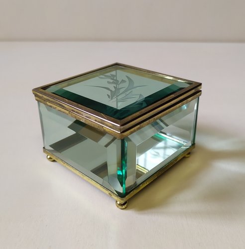 Small Glass Box Design Small Glass Box attributed to Pietro Chiesa for Fontana Arte, 1950s for ...
