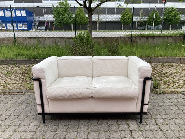 LC2 2 Seater Sofa in Leather by Le Corbusier for Cassina 1980s