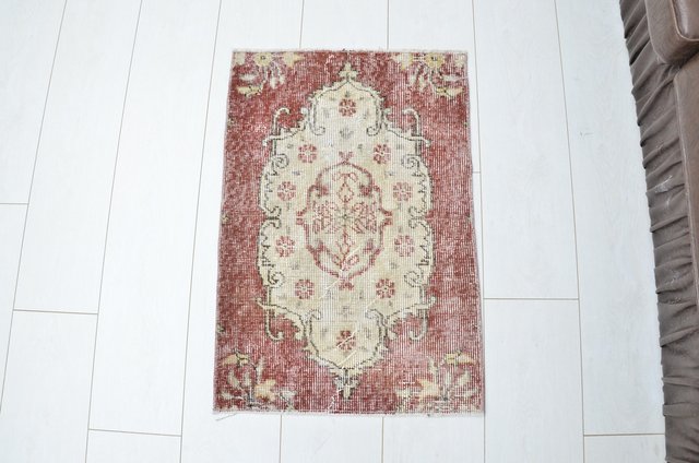 Turkish Handmade Rug in Faded Wool for sale at Pamono