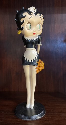 Betty Boop Collectible Figurine from Fleischer Studios Betty Boop Collectible Figurine from Fleischer Studios