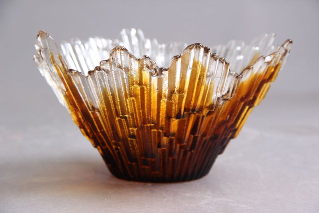 Finnish Glass Bowl by Tapio Wirkkala, 1960s for sale at Pamono Finnish Glass Bowl by Tapio Wirkkala, 1960s for sale at Pamono