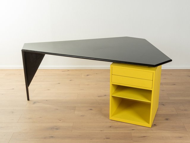 Post on sale modern desk