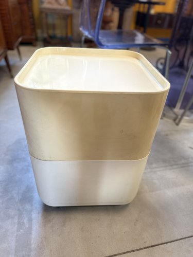 Vintage Square Bedside Table by Anna Castelli for Kartell Vintage Square Bedside Table by Anna Castelli for Kartell
