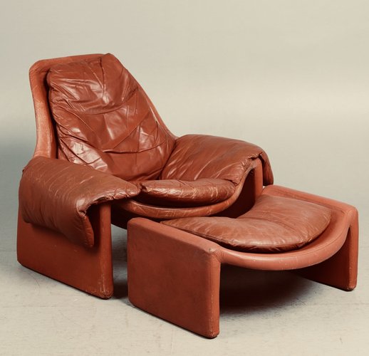 Vintage Lounge Chair with Ottoman by Vittorio Introini from Saporiti Italy 1970s Set of 2