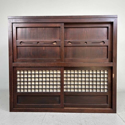 Traditional Tansu Cabinet, Japan, 1920s for sale at Pamono