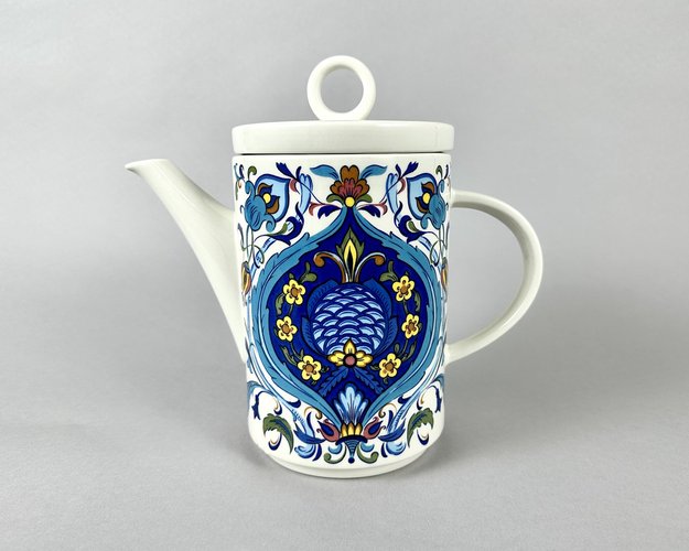 https://cdn20.pamono.com/p/s/1/6/1667392_twu5155zb2/izmir-coffee-or-tea-pot-from-villeroy-boch-luxembourg-1973.jpg