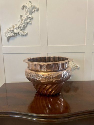 Antico Ottone Unico Forma Kumkum Tikka Scatola Fatto a Mano Vintage