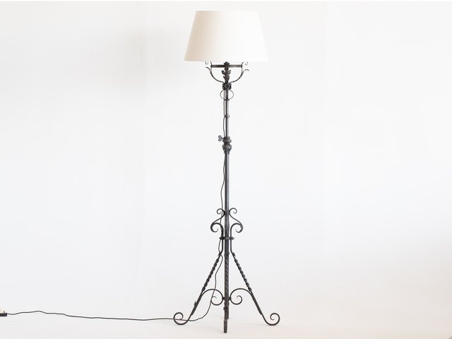 Early 20th Century French Telescopic Wrought Iron Floor Lamp, 1920s for  sale at Pamono