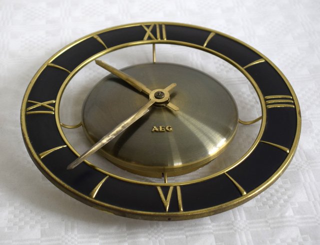 Wall Clock from Aeg, 1950s for sale at Pamono