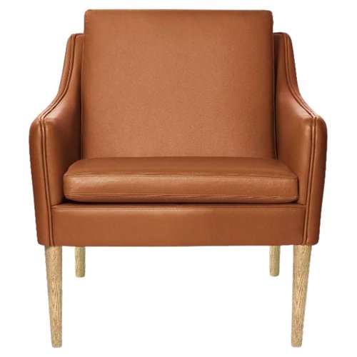 Mr. Olsen Lounge Chair in Smoked Oak and Cognac Leather by Warm