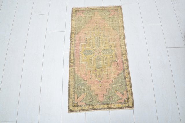 Small Faded Wool Rug, 1960s for sale at Pamono