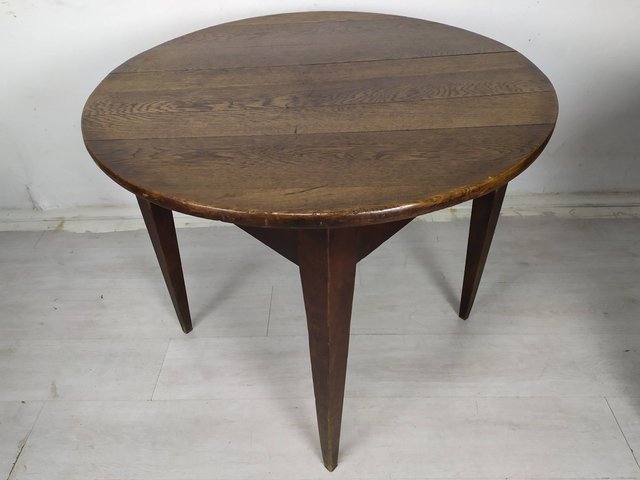 Round 2024 farm table
