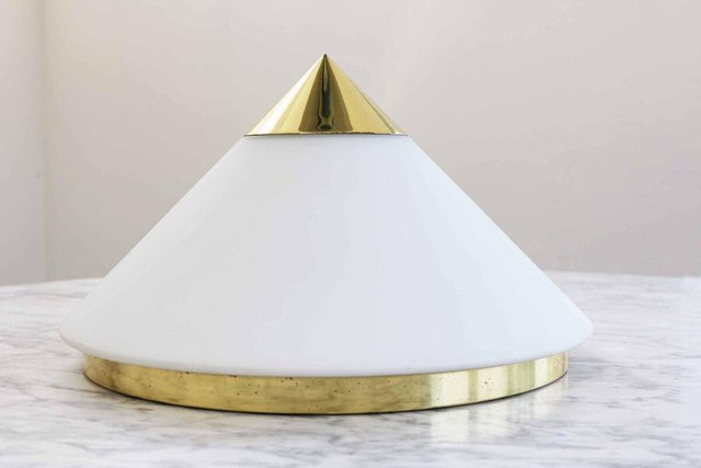 Lampe cône hélice d'avion upcycling