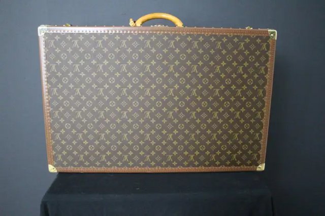 Black Leather Pilot or Doctor's Briefcase from Louis Vuitton, 1990s for  sale at Pamono
