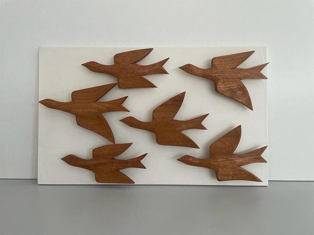 modern-german-6-flying-birds-