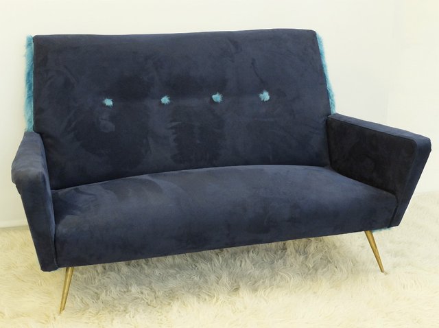 Italienisches Alcantara Sofa Bei Pamono Kaufen