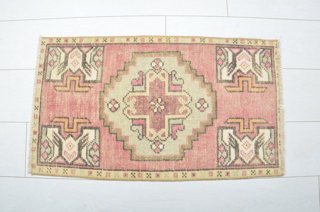 Small Turkish Faded Wool Rug, 1960s for sale at Pamono