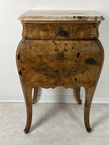 Casa Padrino Table De Chevet Baroque De Luxe Blanc / Crème / Or Antique Argent Table De Chevet Fait Main En Bois Massif Avec Plateau En Marbre Mobilier De Chambre Baroque Casa Padrino Table De Chevet Baroque De Luxe Blanc / Crème / Or Antique Argent Table De Chevet Fait Main En Bois Massif Avec Plateau En Marbre Mobilier De Chambre Baroque