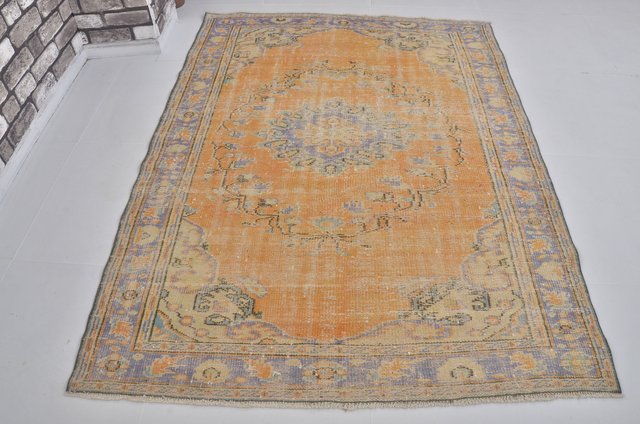 Vintage Turkish Faded Rug, 1960s for sale at Pamono