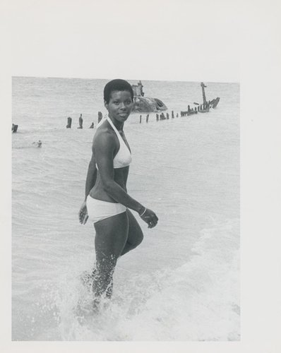 Gloria Hendry in James Bond, 1973, Photographic Print - Pamono