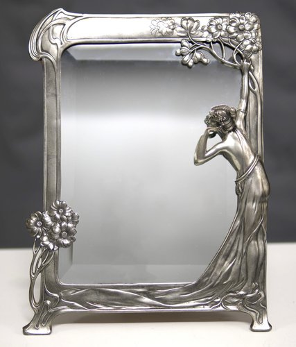 Pewter mirror 2024
