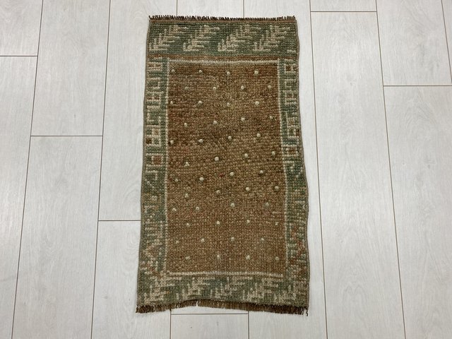 Small Turkish Wool Rug, 1960s for sale at Pamono
