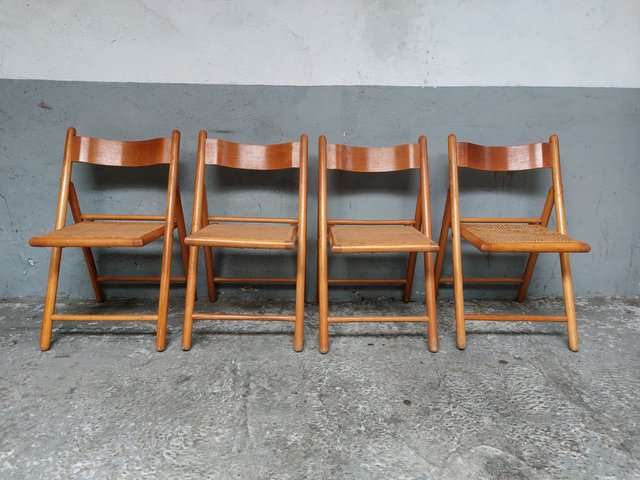 Klappbare MidCetury Rattan Esszimmerstühle von Ikea, 1980, 4 . Set bei