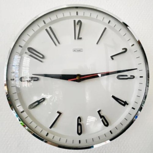 MidCentury Metamec Wall Clock in White Chrome for sale at Pamono